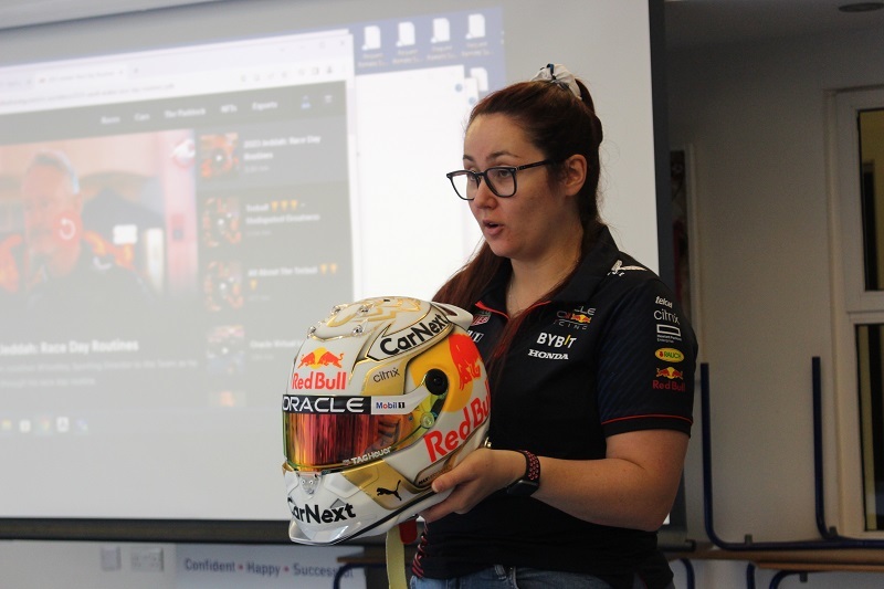 Former pupil and engineer from Formula 1 Red Bull